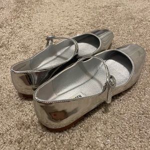 Steve Madden Lorando Mary Jane Flat Silver Size 8.5